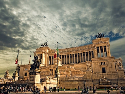 Vittorio Emanuele Monument_Rome_Number 1 Football Travel