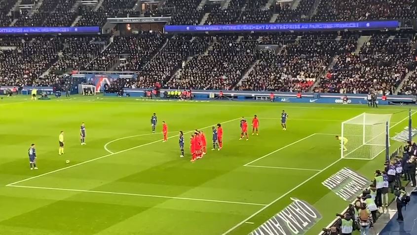 Vrije trap Messi Paris Saint-Germain Number 1 Voetbalreizen
