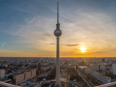 Fernsehturm Berlin - Number 1 Football Travel