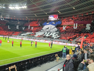 Bayer Leverkusen_sfeer_stadion_Number 1 Voetbalreizen