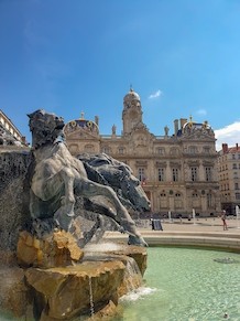 Bartholdi Fountain in Lyon - Voetbalreis Lyon Number 1 Voetbalreizen